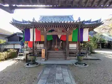 東南院の本殿・本堂