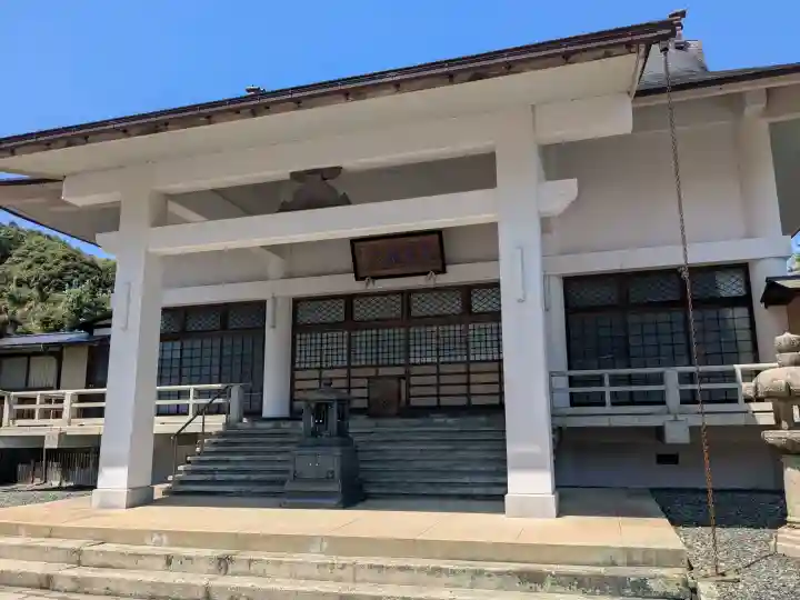 本妙寺の{uncategorized: "未分類", other: "その他", undefined: "問題あり", building: "その他建物", grave: "お墓", sacred_gate: "鳥居", guardian: "狛犬", statue: "像", buddha: "仏像", history: "歴史", nature: "自然", garden: "庭園", animal: "動物", pagoda: "塔", temizu: "手水舎", mountain_gate: "山門・神門", sanctuary: "本殿・本堂", subordinate: "末社・摂社", art: "芸術", scenery: "景色", jizo: "地蔵", ema: "絵馬", goshuin: "御朱印", omikuji: "おみくじ", items: "授与品その他", amulet: "お守り", goshuincho: "御朱印帳", eats: "食事", festival: "お祭り", votive_dance: "神楽", shichigosan: "七五三参", wedding: "結婚式", experience: "体験その他", initially: "初詣", around: "周辺", anti_infection: "感染症対策"}