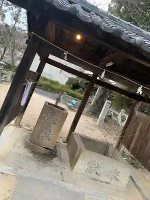 祐綏神社の手水舎