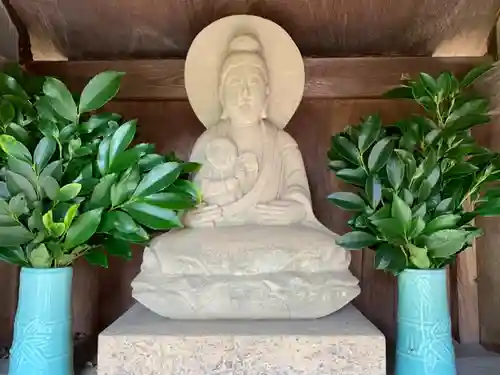 熊野神社の仏像