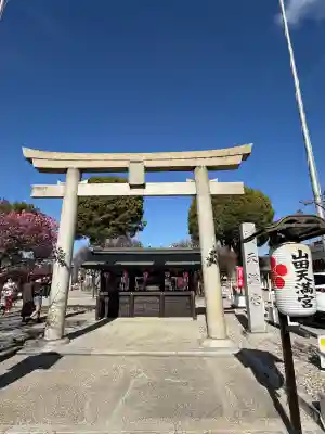 金神社（山田天満宮境内社）の{uncategorized: "未分類", other: "その他", undefined: "問題あり", building: "その他建物", grave: "お墓", sacred_gate: "鳥居", guardian: "狛犬", statue: "像", buddha: "仏像", history: "歴史", nature: "自然", garden: "庭園", animal: "動物", pagoda: "塔", temizu: "手水舎", mountain_gate: "山門・神門", sanctuary: "本殿・本堂", subordinate: "末社・摂社", art: "芸術", scenery: "景色", jizo: "地蔵", ema: "絵馬", goshuin: "御朱印", omikuji: "おみくじ", items: "授与品その他", amulet: "お守り", goshuincho: "御朱印帳", eats: "食事", festival: "お祭り", votive_dance: "神楽", shichigosan: "七五三参", wedding: "結婚式", experience: "体験その他", initially: "初詣", around: "周辺", anti_infection: "感染症対策"}