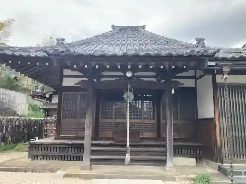 西光院の{uncategorized: "未分類", other: "その他", undefined: "問題あり", building: "その他建物", grave: "お墓", sacred_gate: "鳥居", guardian: "狛犬", statue: "像", buddha: "仏像", history: "歴史", nature: "自然", garden: "庭園", animal: "動物", pagoda: "塔", temizu: "手水舎", mountain_gate: "山門・神門", sanctuary: "本殿・本堂", subordinate: "末社・摂社", art: "芸術", scenery: "景色", jizo: "地蔵", ema: "絵馬", goshuin: "御朱印", omikuji: "おみくじ", items: "授与品その他", amulet: "お守り", goshuincho: "御朱印帳", eats: "食事", festival: "お祭り", votive_dance: "神楽", shichigosan: "七五三参", wedding: "結婚式", experience: "体験その他", initially: "初詣", around: "周辺", anti_infection: "感染症対策"}