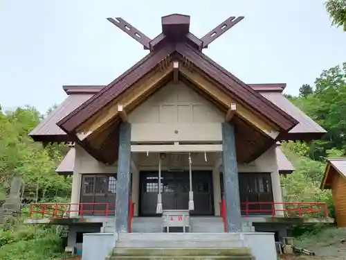 尾札部稲荷神社の本殿・本堂