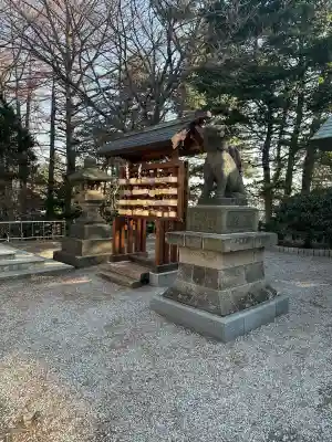 白石神社の{uncategorized: "未分類", other: "その他", undefined: "問題あり", building: "その他建物", grave: "お墓", sacred_gate: "鳥居", guardian: "狛犬", statue: "像", buddha: "仏像", history: "歴史", nature: "自然", garden: "庭園", animal: "動物", pagoda: "塔", temizu: "手水舎", mountain_gate: "山門・神門", sanctuary: "本殿・本堂", subordinate: "末社・摂社", art: "芸術", scenery: "景色", jizo: "地蔵", ema: "絵馬", goshuin: "御朱印", omikuji: "おみくじ", items: "授与品その他", amulet: "お守り", goshuincho: "御朱印帳", eats: "食事", festival: "お祭り", votive_dance: "神楽", shichigosan: "七五三参", wedding: "結婚式", experience: "体験その他", initially: "初詣", around: "周辺", anti_infection: "感染症対策"}