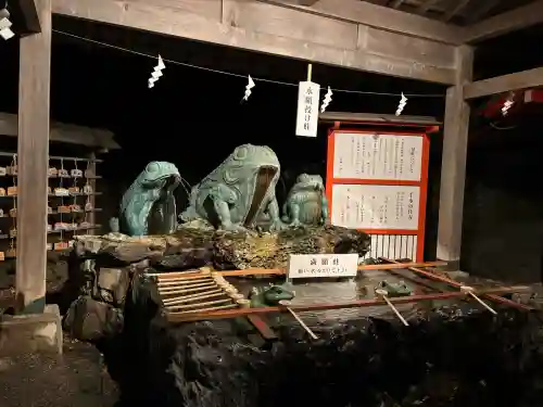 二見興玉神社の{uncategorized: "未分類", other: "その他", undefined: "問題あり", building: "その他建物", grave: "お墓", sacred_gate: "鳥居", guardian: "狛犬", statue: "像", buddha: "仏像", history: "歴史", nature: "自然", garden: "庭園", animal: "動物", pagoda: "塔", temizu: "手水舎", mountain_gate: "山門・神門", sanctuary: "本殿・本堂", subordinate: "末社・摂社", art: "芸術", scenery: "景色", jizo: "地蔵", ema: "絵馬", goshuin: "御朱印", omikuji: "おみくじ", items: "授与品その他", amulet: "お守り", goshuincho: "御朱印帳", eats: "食事", festival: "お祭り", votive_dance: "神楽", shichigosan: "七五三参", wedding: "結婚式", experience: "体験その他", initially: "初詣", around: "周辺", anti_infection: "感染症対策"}