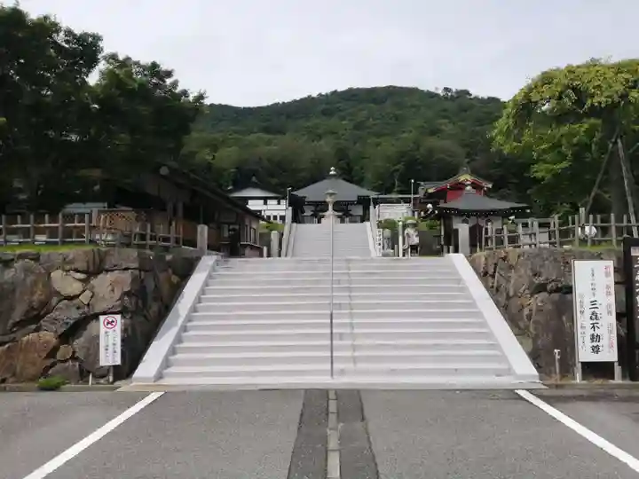 三毳不動尊のその他建物