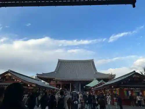 浅草寺の{uncategorized: "未分類", other: "その他", undefined: "問題あり", building: "その他建物", grave: "お墓", sacred_gate: "鳥居", guardian: "狛犬", statue: "像", buddha: "仏像", history: "歴史", nature: "自然", garden: "庭園", animal: "動物", pagoda: "塔", temizu: "手水舎", mountain_gate: "山門・神門", sanctuary: "本殿・本堂", subordinate: "末社・摂社", art: "芸術", scenery: "景色", jizo: "地蔵", ema: "絵馬", goshuin: "御朱印", omikuji: "おみくじ", items: "授与品その他", amulet: "お守り", goshuincho: "御朱印帳", eats: "食事", festival: "お祭り", votive_dance: "神楽", shichigosan: "七五三参", wedding: "結婚式", experience: "体験その他", initially: "初詣", around: "周辺", anti_infection: "感染症対策"}