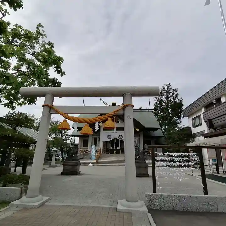 烈々布神社の鳥居