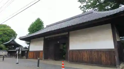 円通寺の山門・神門