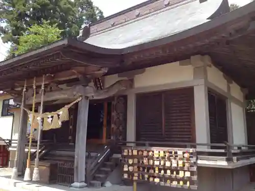 中田神社の本殿