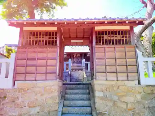 浪寄社の本殿・本堂