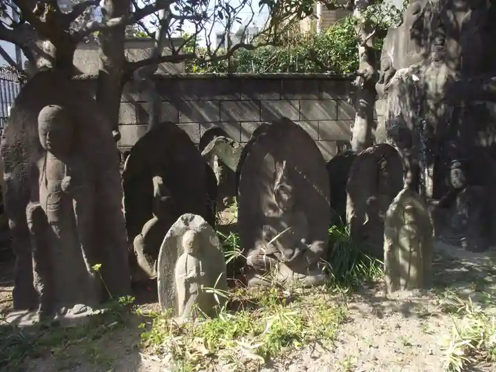 青巒寺(東京都)