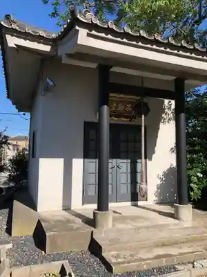 萬福寺の本殿・本堂
