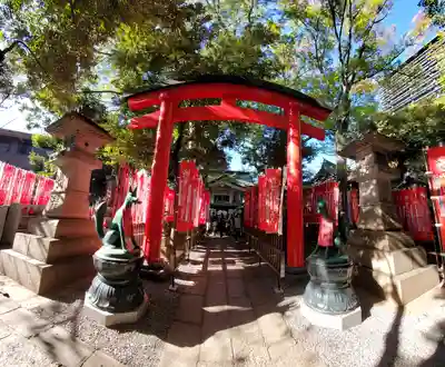 豊川稲荷東京別院の鳥居