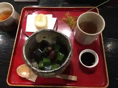 朝日稲荷神社の食事