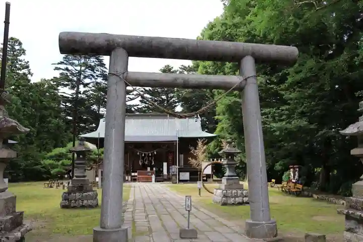 三春大神宮の鳥居