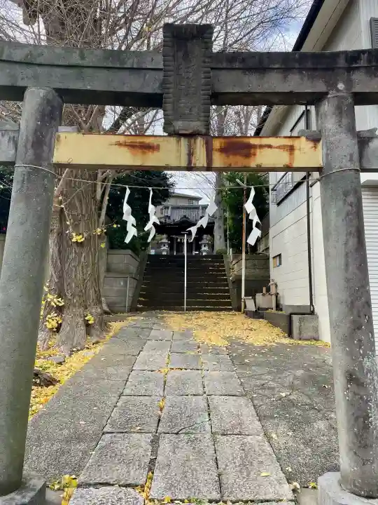 八杉神社の{uncategorized: "未分類", other: "その他", undefined: "問題あり", building: "その他建物", grave: "お墓", sacred_gate: "鳥居", guardian: "狛犬", statue: "像", buddha: "仏像", history: "歴史", nature: "自然", garden: "庭園", animal: "動物", pagoda: "塔", temizu: "手水舎", mountain_gate: "山門・神門", sanctuary: "本殿・本堂", subordinate: "末社・摂社", art: "芸術", scenery: "景色", jizo: "地蔵", ema: "絵馬", goshuin: "御朱印", omikuji: "おみくじ", items: "授与品その他", amulet: "お守り", goshuincho: "御朱印帳", eats: "食事", festival: "お祭り", votive_dance: "神楽", shichigosan: "七五三参", wedding: "結婚式", experience: "体験その他", initially: "初詣", around: "周辺", anti_infection: "感染症対策"}
