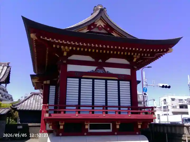羽田神社の{uncategorized: "未分類", other: "その他", undefined: "問題あり", building: "その他建物", grave: "お墓", sacred_gate: "鳥居", guardian: "狛犬", statue: "像", buddha: "仏像", history: "歴史", nature: "自然", garden: "庭園", animal: "動物", pagoda: "塔", temizu: "手水舎", mountain_gate: "山門・神門", sanctuary: "本殿・本堂", subordinate: "末社・摂社", art: "芸術", scenery: "景色", jizo: "地蔵", ema: "絵馬", goshuin: "御朱印", omikuji: "おみくじ", items: "授与品その他", amulet: "お守り", goshuincho: "御朱印帳", eats: "食事", festival: "お祭り", votive_dance: "神楽", shichigosan: "七五三参", wedding: "結婚式", experience: "体験その他", initially: "初詣", around: "周辺", anti_infection: "感染症対策"}