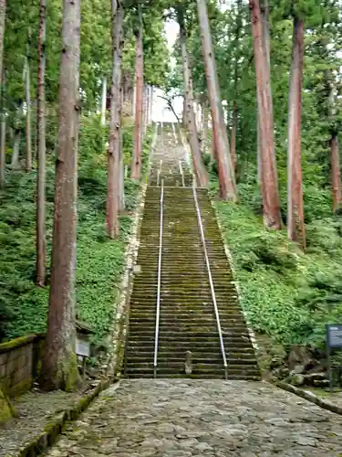 久遠寺の建物その他