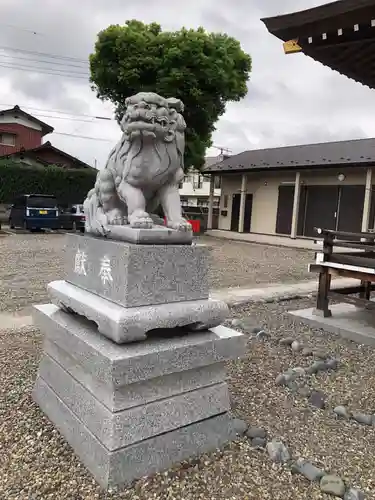 吉野神社の狛犬