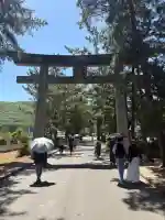 吉備津神社の{uncategorized: "未分類", other: "その他", undefined: "問題あり", building: "その他建物", grave: "お墓", sacred_gate: "鳥居", guardian: "狛犬", statue: "像", buddha: "仏像", history: "歴史", nature: "自然", garden: "庭園", animal: "動物", pagoda: "塔", temizu: "手水舎", mountain_gate: "山門・神門", sanctuary: "本殿・本堂", subordinate: "末社・摂社", art: "芸術", scenery: "景色", jizo: "地蔵", ema: "絵馬", goshuin: "御朱印", omikuji: "おみくじ", items: "授与品その他", amulet: "お守り", goshuincho: "御朱印帳", eats: "食事", festival: "お祭り", votive_dance: "神楽", shichigosan: "七五三参", wedding: "結婚式", experience: "体験その他", initially: "初詣", around: "周辺", anti_infection: "感染症対策"}
