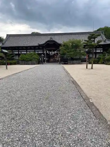 誉田八幡宮の本殿