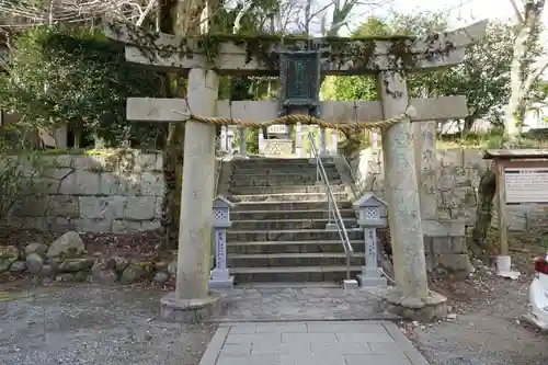 湯泉神社の鳥居