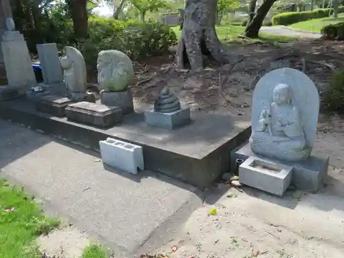 池宮神社の仏像