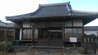 極楽寺の本殿・本堂