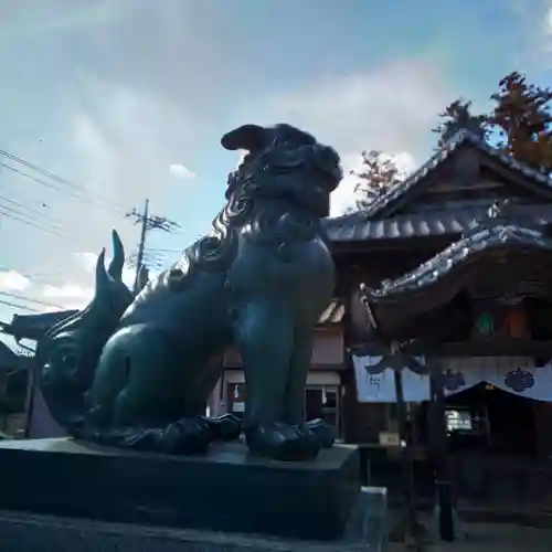 鬼鎮神社の狛犬