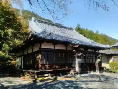 雲澤寺の本殿・本堂