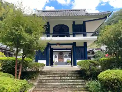 蔵春院の山門・神門