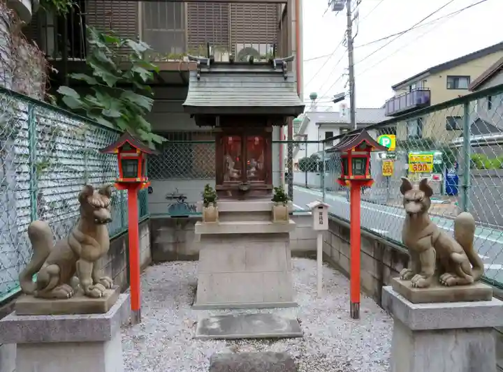 稲荷大神の本殿・本堂