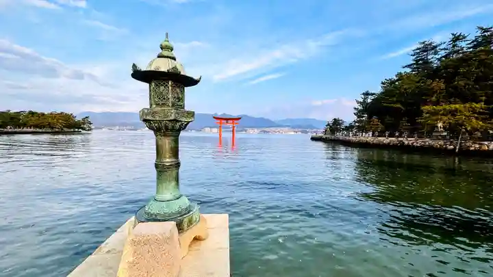厳島神社(広島県)