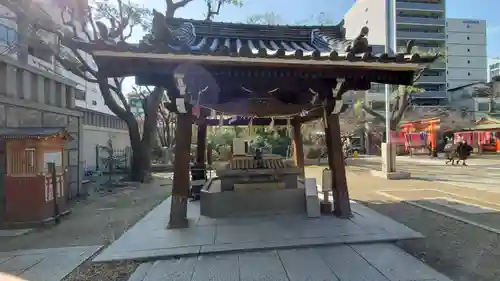 難波神社の手水舎