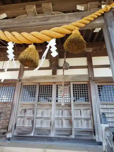 西藤平蔵神社の狛犬