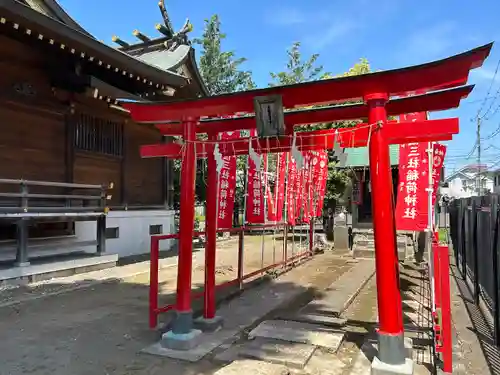 白山神社の末社