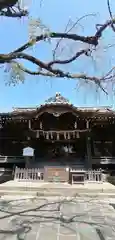 白山神社の本殿