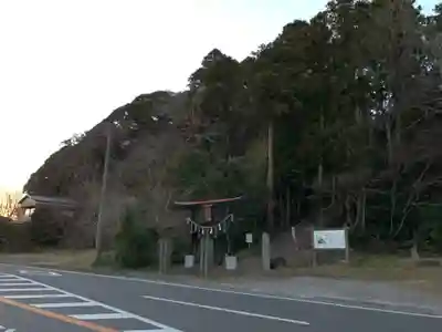八幡神社の鳥居