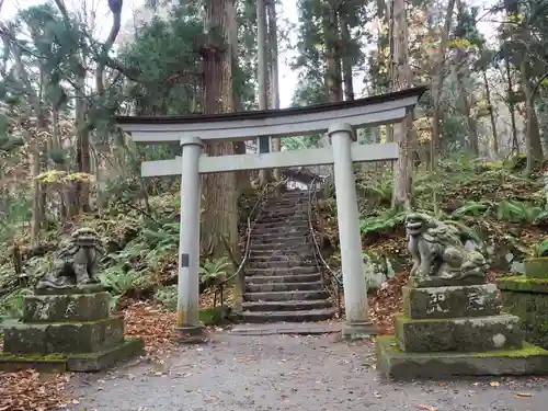 十和田神社の鳥居