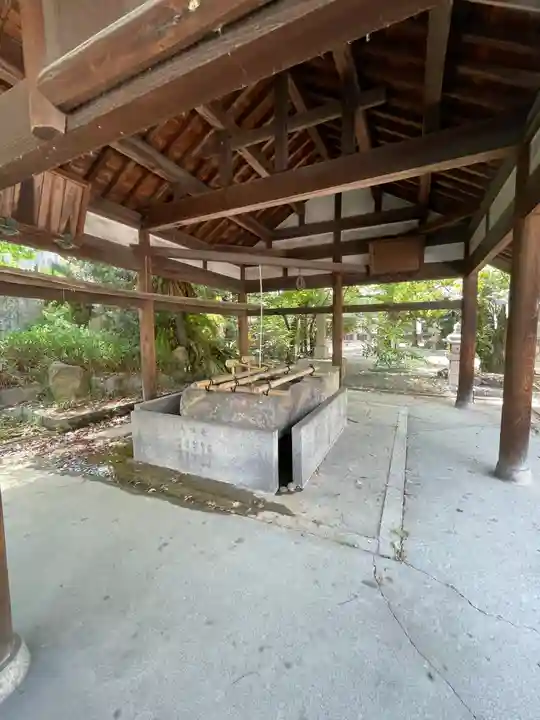 高石神社の手水舎