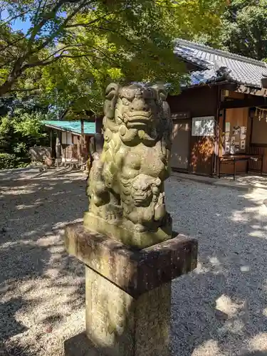 尾張戸神社（瀬戸市・名古屋市守山区）の狛犬