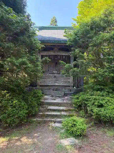 英彦山神宮御本社（上宮）の{uncategorized: "未分類", other: "その他", undefined: "問題あり", building: "その他建物", grave: "お墓", sacred_gate: "鳥居", guardian: "狛犬", statue: "像", buddha: "仏像", history: "歴史", nature: "自然", garden: "庭園", animal: "動物", pagoda: "塔", temizu: "手水舎", mountain_gate: "山門・神門", sanctuary: "本殿・本堂", subordinate: "末社・摂社", art: "芸術", scenery: "景色", jizo: "地蔵", ema: "絵馬", goshuin: "御朱印", omikuji: "おみくじ", items: "授与品その他", amulet: "お守り", goshuincho: "御朱印帳", eats: "食事", festival: "お祭り", votive_dance: "神楽", shichigosan: "七五三参", wedding: "結婚式", experience: "体験その他", initially: "初詣", around: "周辺", anti_infection: "感染症対策"}