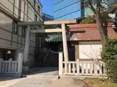  六本木天祖神社の鳥居