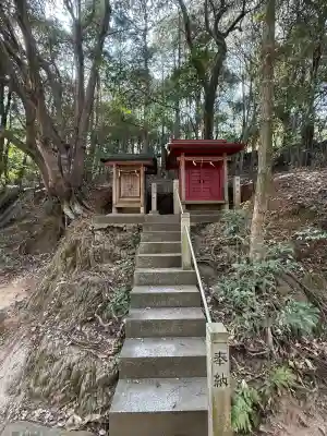 久麻久神社の{uncategorized: "未分類", other: "その他", undefined: "問題あり", building: "その他建物", grave: "お墓", sacred_gate: "鳥居", guardian: "狛犬", statue: "像", buddha: "仏像", history: "歴史", nature: "自然", garden: "庭園", animal: "動物", pagoda: "塔", temizu: "手水舎", mountain_gate: "山門・神門", sanctuary: "本殿・本堂", subordinate: "末社・摂社", art: "芸術", scenery: "景色", jizo: "地蔵", ema: "絵馬", goshuin: "御朱印", omikuji: "おみくじ", items: "授与品その他", amulet: "お守り", goshuincho: "御朱印帳", eats: "食事", festival: "お祭り", votive_dance: "神楽", shichigosan: "七五三参", wedding: "結婚式", experience: "体験その他", initially: "初詣", around: "周辺", anti_infection: "感染症対策"}