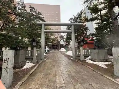 三吉神社の鳥居