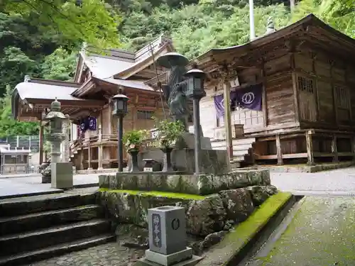 神峯寺の本殿