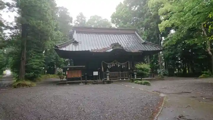 足柄神社の本殿・本堂