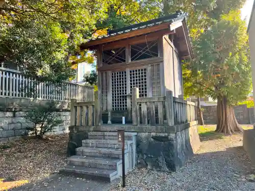 高岡関野神社の末社・摂社