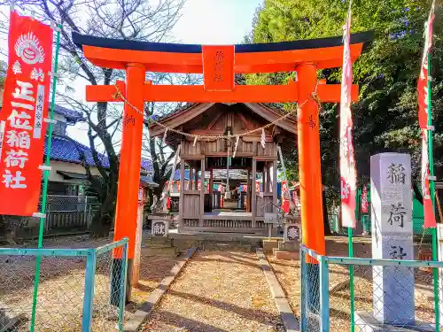 稲荷社の鳥居